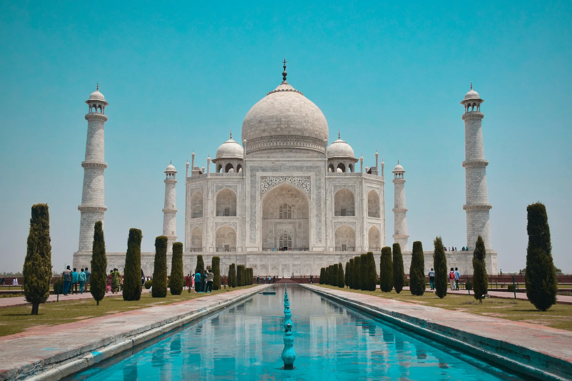 Taj Mahal at first light, viewed from the eastern minaret